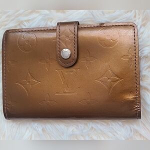 GUC Louis Vuitton Vernis Kisslock Wallet